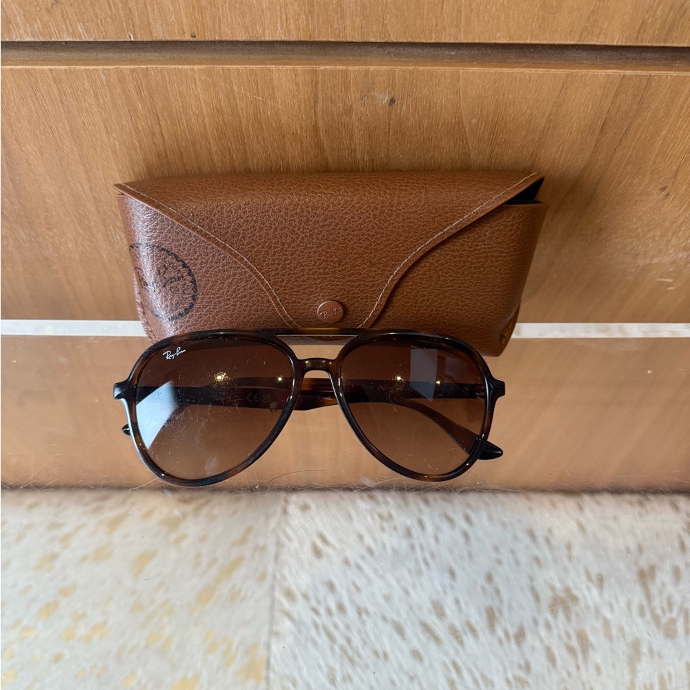Ray-Ban Polished Havana RB4376 Pilot Aviator Sunglasses
